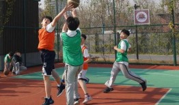 吃瓜群众许昕,赛场内外的人生百态