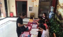 武大辅导员吃瓜事件