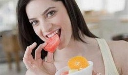 哺乳期可以吃捎瓜吗,哺乳期妈妈适宜食用捎瓜的温馨指南