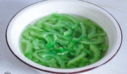 小满吃瓜最新视频,揭秘瓜界风云，笑料连连