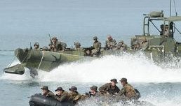 演习渔民吃瓜,吃瓜成为调节气氛的秘密武器