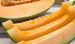 哈密瓜怎么正确吃,哈密瓜的正确食用方法与营养解析