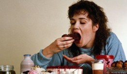 潮妈吃瓜趣事,辣妈圈里的欢乐时光