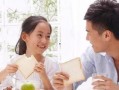 父母斗嘴孩子吃瓜,孩子视角下的父母斗嘴