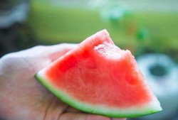 快乐吃瓜冉,揭秘娱乐圈的甜蜜瓜果时光