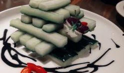 新兴镇吃瓜,瓜果飘香，品味乡村新生活