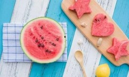 夏天最爽是吃瓜,吃瓜盛宴，爽翻天！